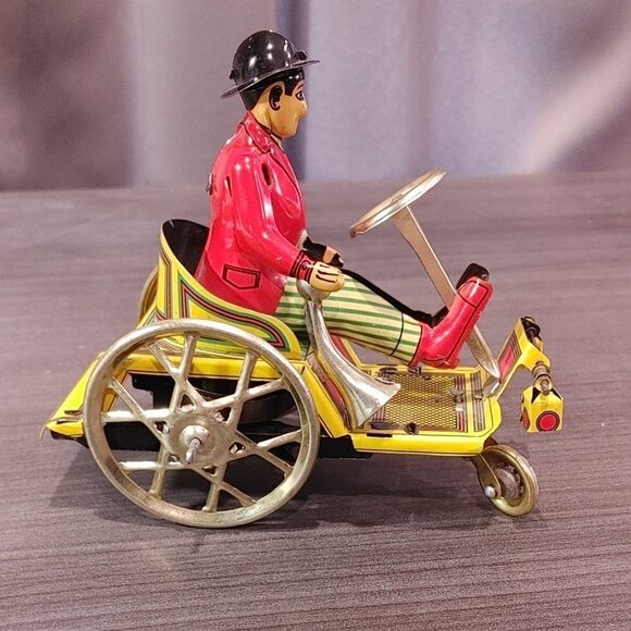Paya Tin Toy Three Wheel Car. 5" Vintage - Picture 3 of 6